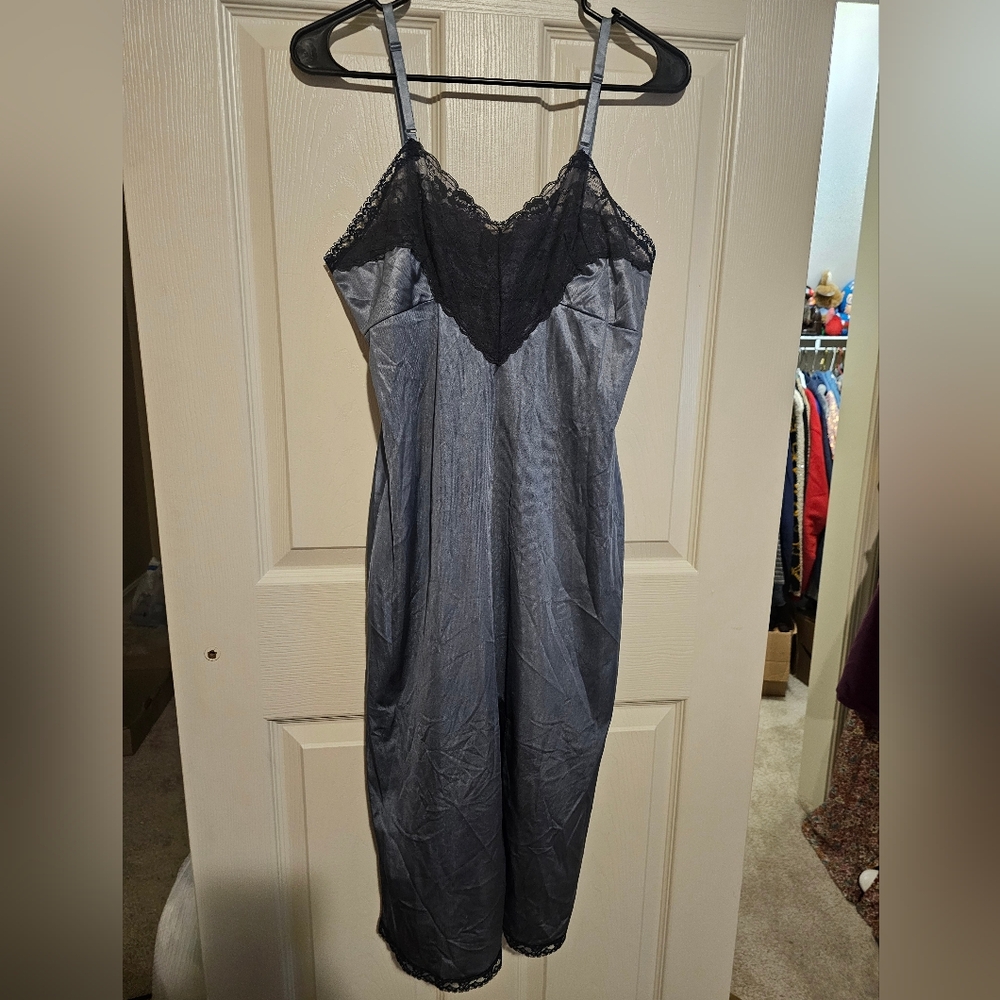 Vintage Blue Gray Montgomery Ward Nighty Slip Bra sz 34